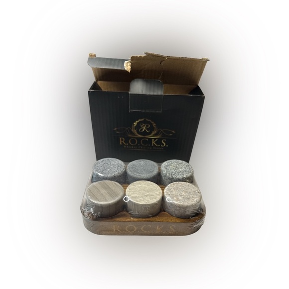 Whiskey Chilling Stones - Set of 6 Handcrafted Whisky Granite Sipping Rocks/Tray - Picture 1 of 7